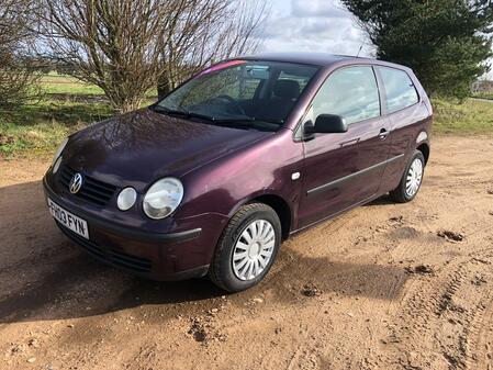 VOLKSWAGEN POLO 1.2 S