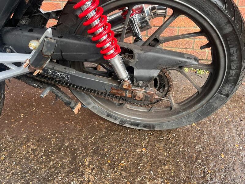 HONDA CB125F