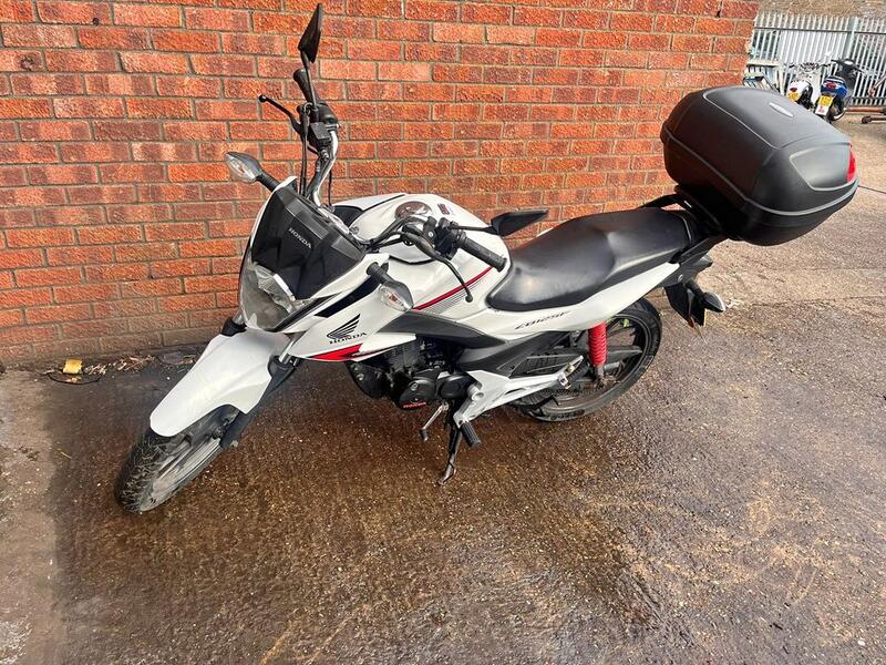 HONDA CB125F
