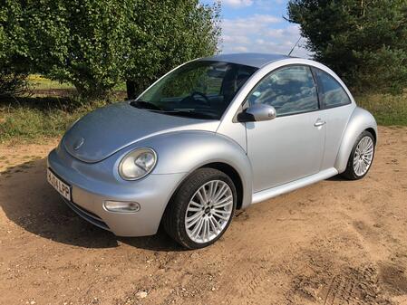 VOLKSWAGEN BEETLE 1.6