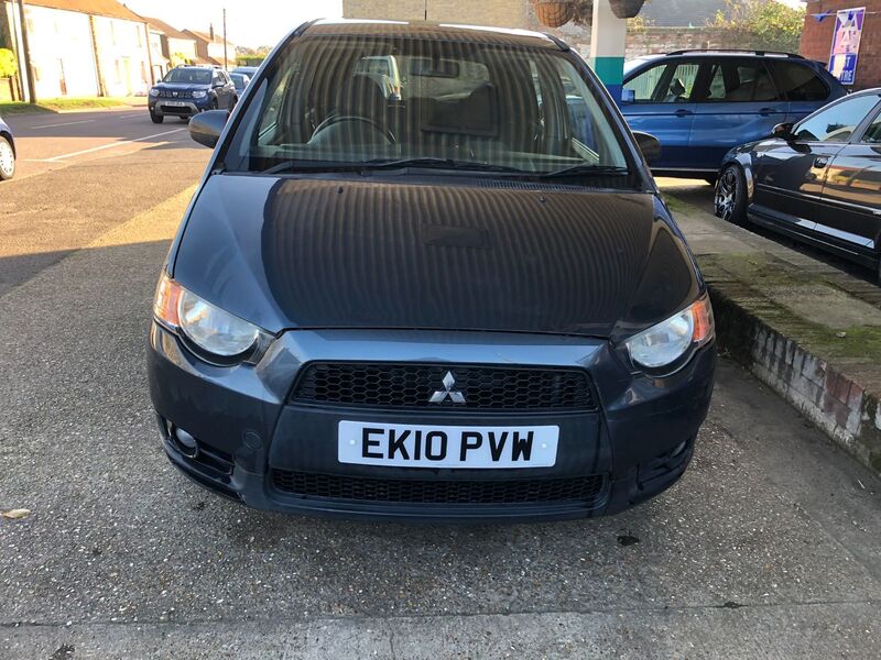 MITSUBISHI COLT