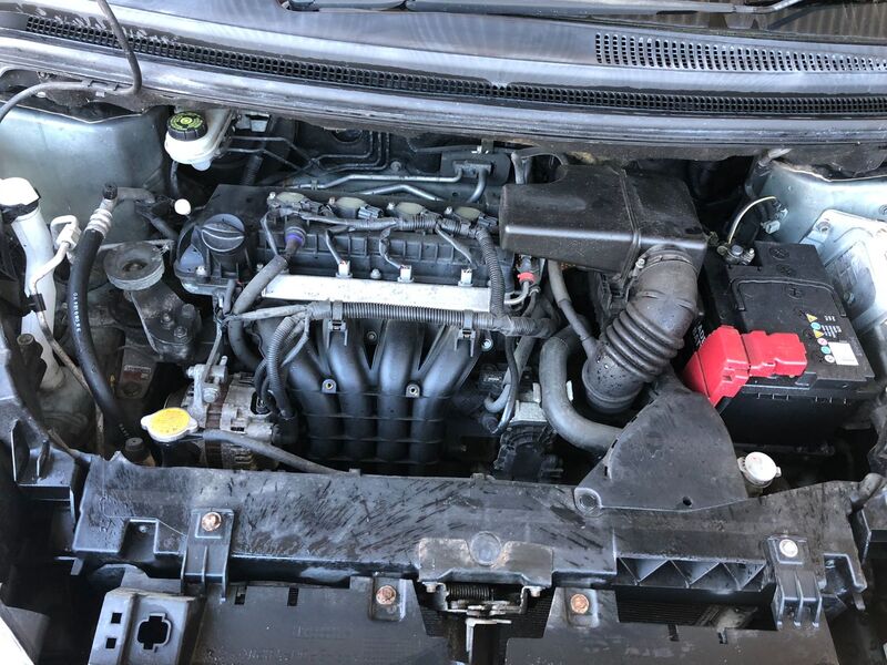 MITSUBISHI COLT