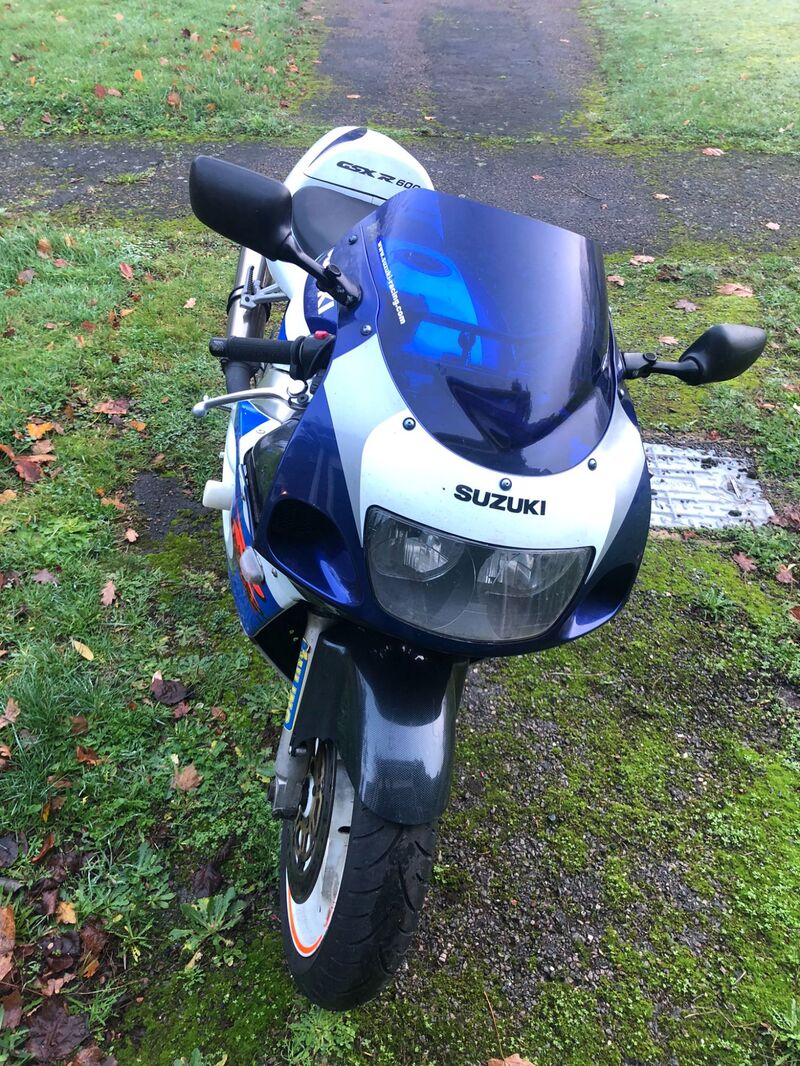 SUZUKI GSXR600