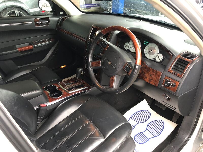 CHRYSLER 300C