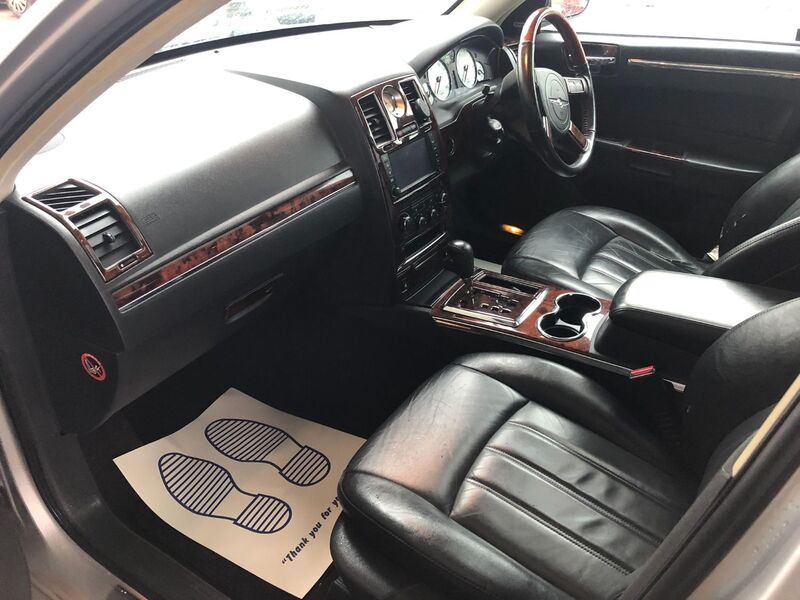 CHRYSLER 300C